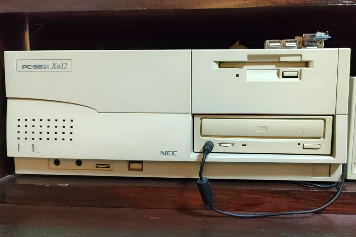 NEC PC-9801 CV21 通電のみ - ノートPC