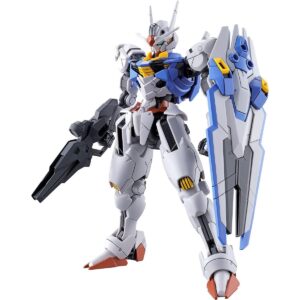 『機動戦士ガンダム 水星の魔女』主人公機「ガンダムエアリアル 1/144スケール 色分け済みプラモデル」(BANDAI SPIRITS)。定価は1430円(税込)のところ、Amazonで2300円以上の価格が付いている (C)創通・サンライズ・MBS