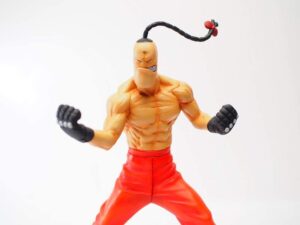 キン肉マンと対戦する残虐超人時代のラーメンマンの様子を立体化した「CCP キン肉マン Muscular Collection NO.6 ラーメンマン 氷上デスマッチ Ver. 特別カラー 完成品フィギュア」（CCP）