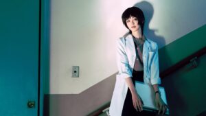アニメ版『新世紀エヴァンゲリオン』碇ユイに扮する「菫」さん（X：@Jim_Sumire）／画像提供：「菫」さん