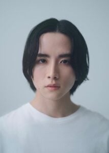 雨清水三之丞を演じる、板垣李光人さんのプロフィール写真