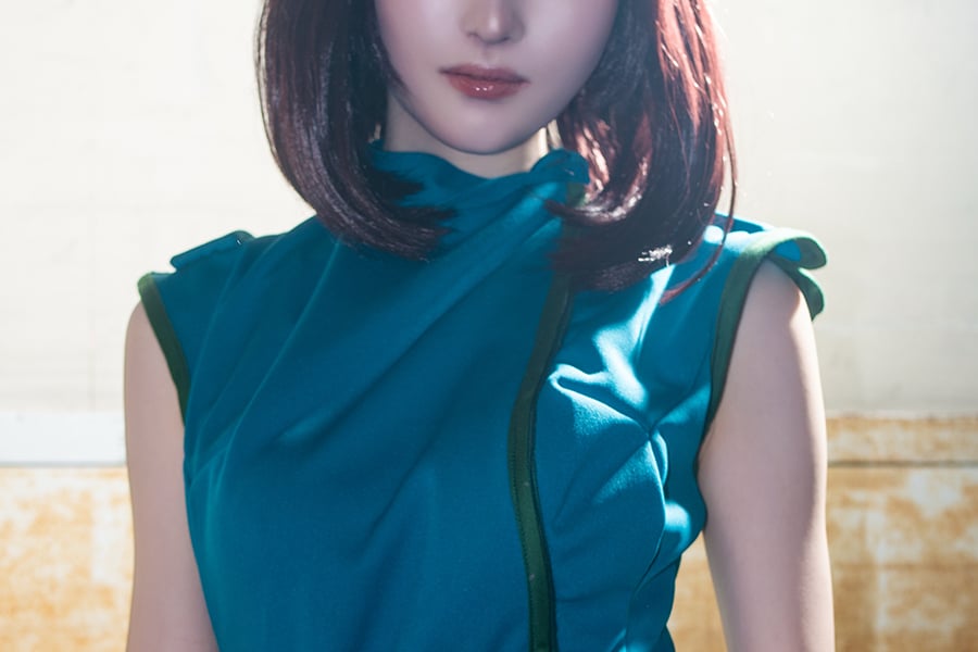 Zガンダム』エマ中尉のコスプレイヤーが美しすぎっ！ 麗しい