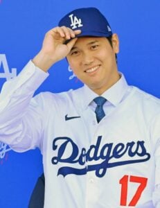 「ロサンゼルス・ドジャース」の大谷翔平選手(2023年12月撮影、時事)