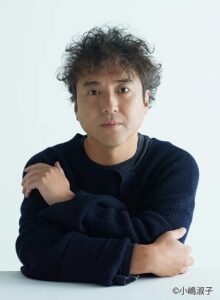 ムロツヨシさんの宣材写真　(C)小嶋淑子