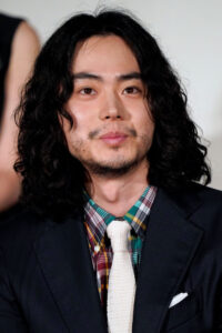 菅田将暉さん（2021年6月、時事通信フォト）