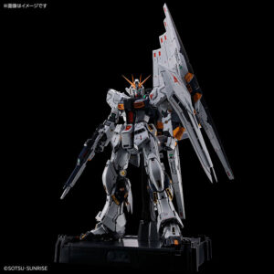 「PG UNLEASHED 1/60 νガンダム」（BANDAI SPIRITS）　(C)創通・サンライズ