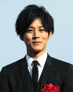 松坂桃李さん（2017年4月、時事通信フォト）